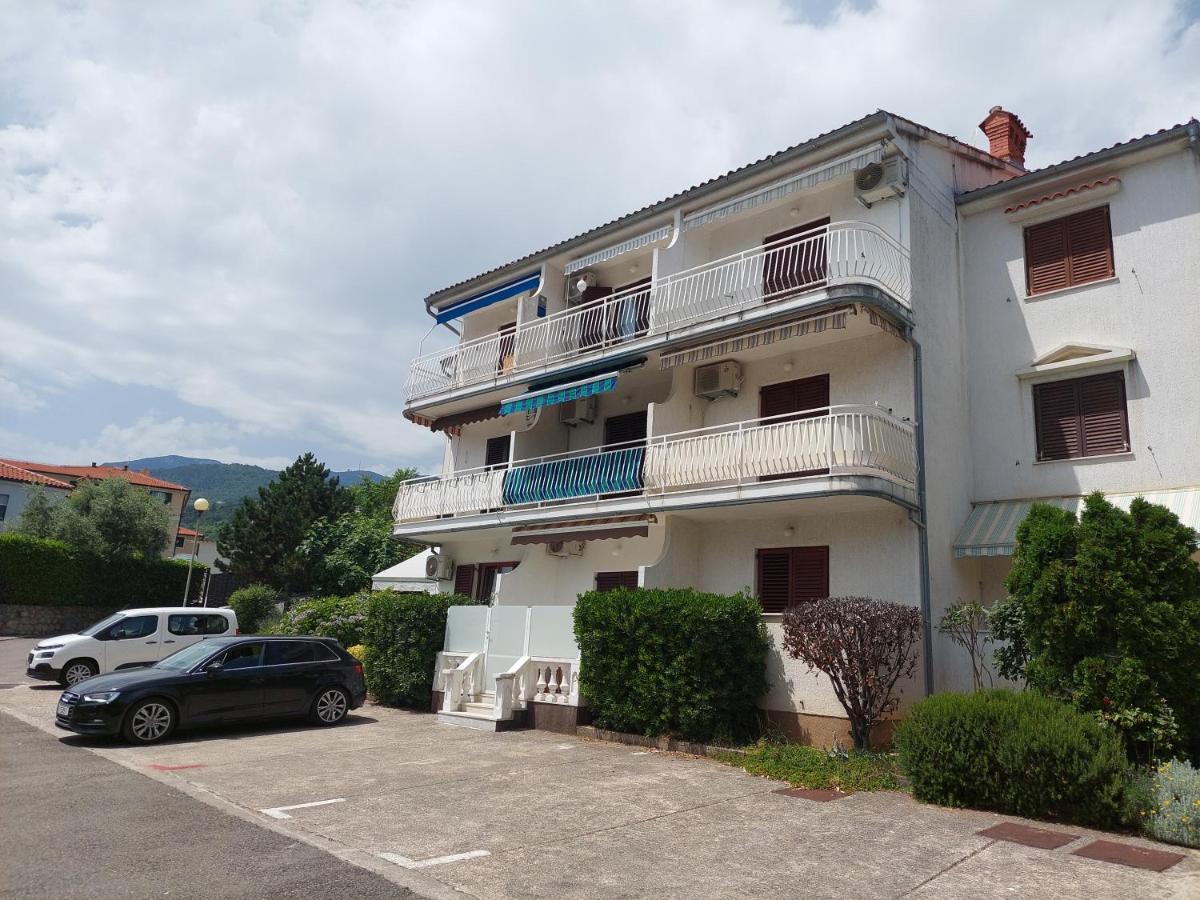 Apartman Ičići Buitenkant foto
